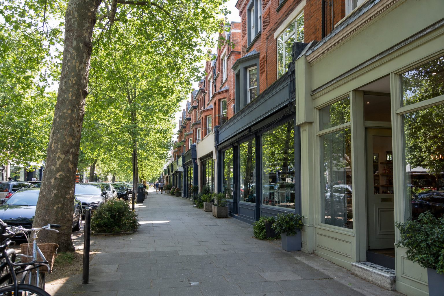 The leafy high street of Summertown, North Oxford
